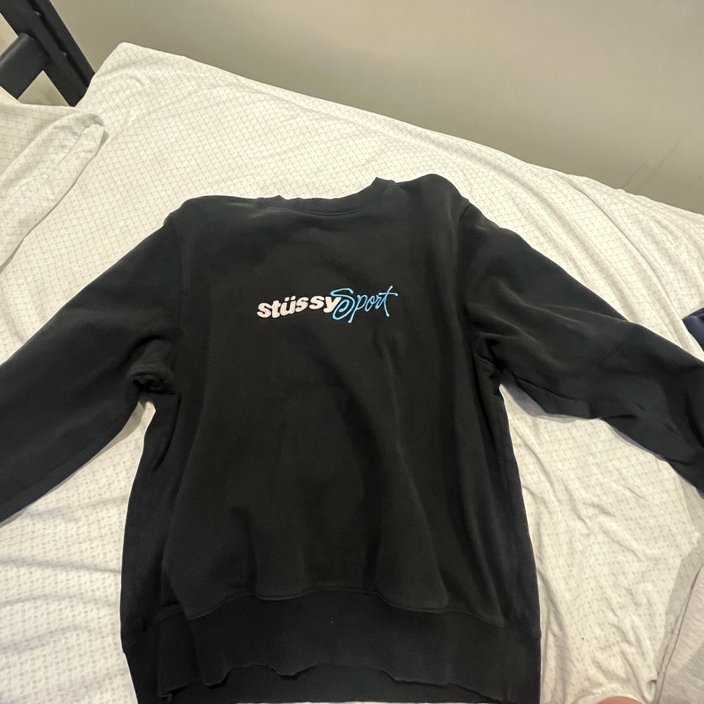 MEDIUM STUSSY SPORT SWEATER | AUTHENTIC | COZY AND LOOSE